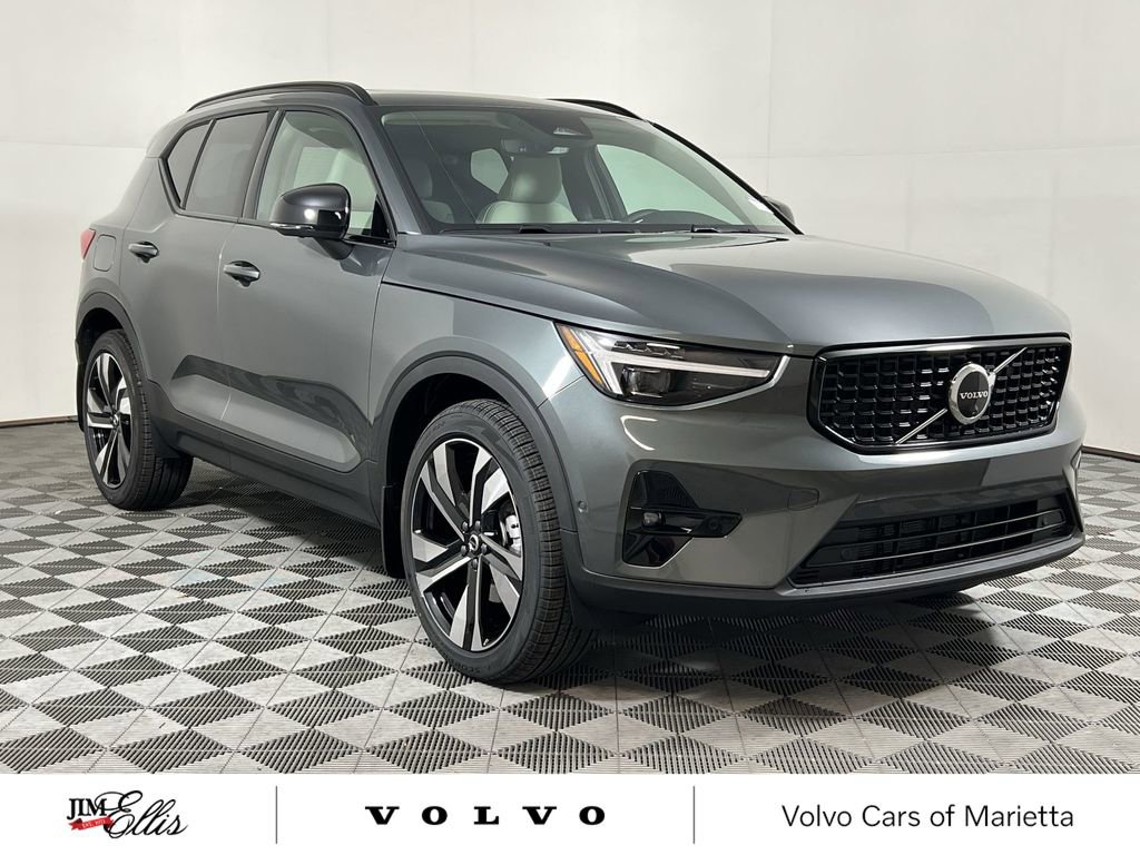New 2026 Volvo XC40 B5 Ultra w/ Climate Package video 1