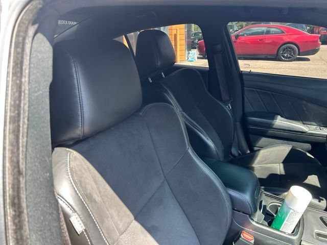 Used 2022 Dodge Charger R/T w/ Plus Group RWD image 5