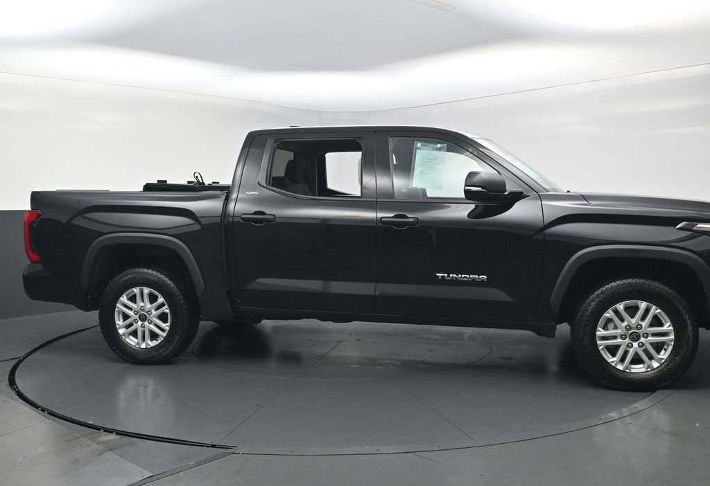 Used 2023 Toyota Tundra SR5 w/ SR5 Convenience Package AWD/4WD image 6