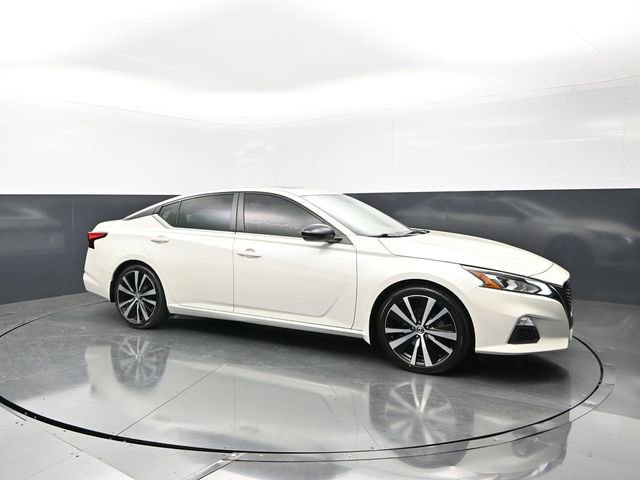 Used 2019 Nissan Altima 2.5 SR w/ SR Premium Package