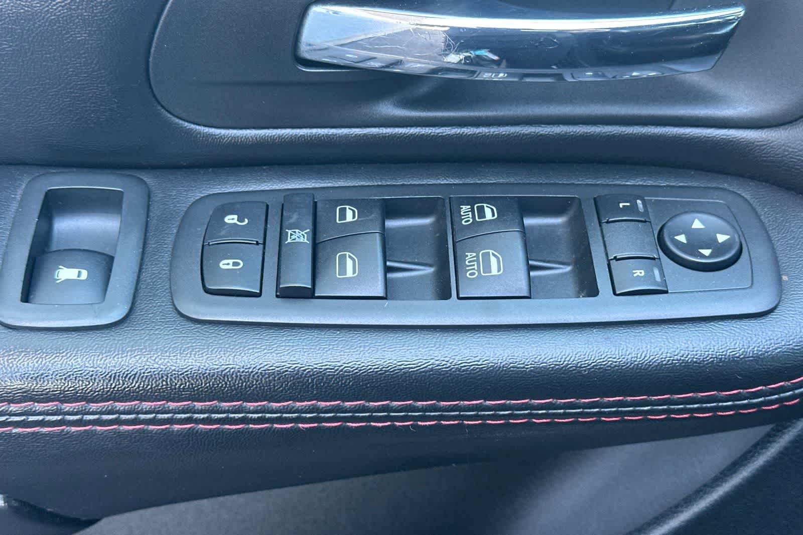 Used 2019 Dodge Grand Caravan GT FWD image 13