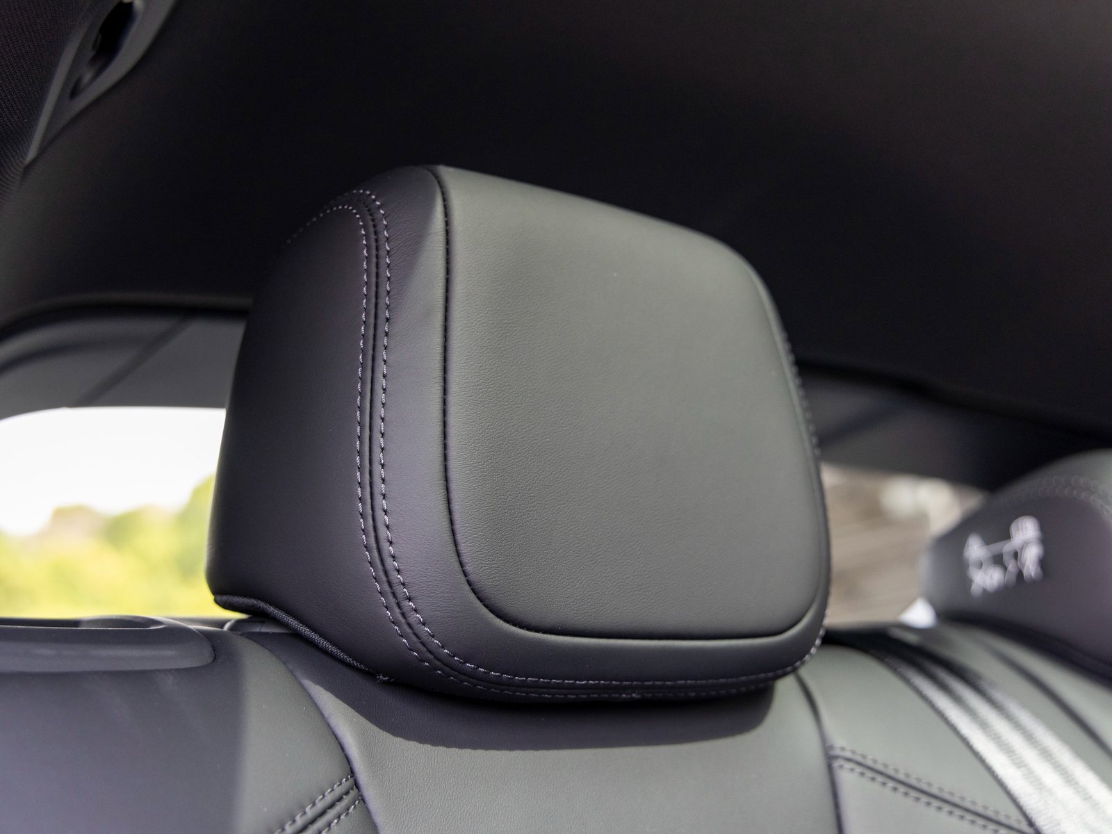 New 2025 Porsche Macan Electric image 49