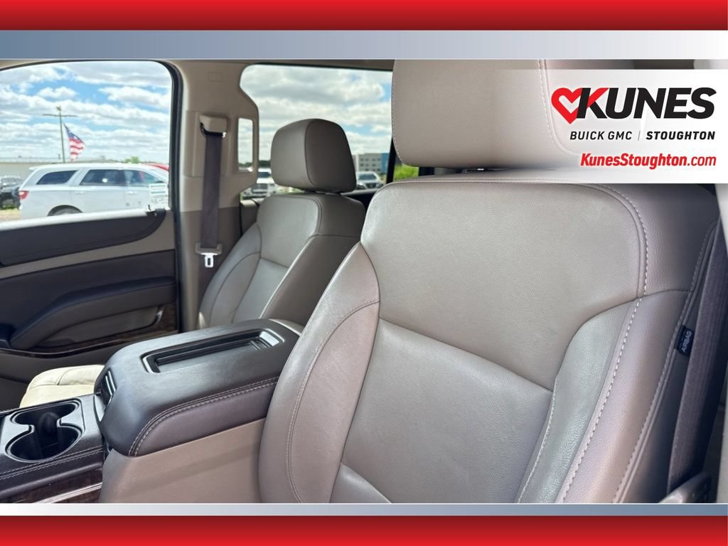 Used 2019 Chevrolet Suburban LT AWD/4WD image 29
