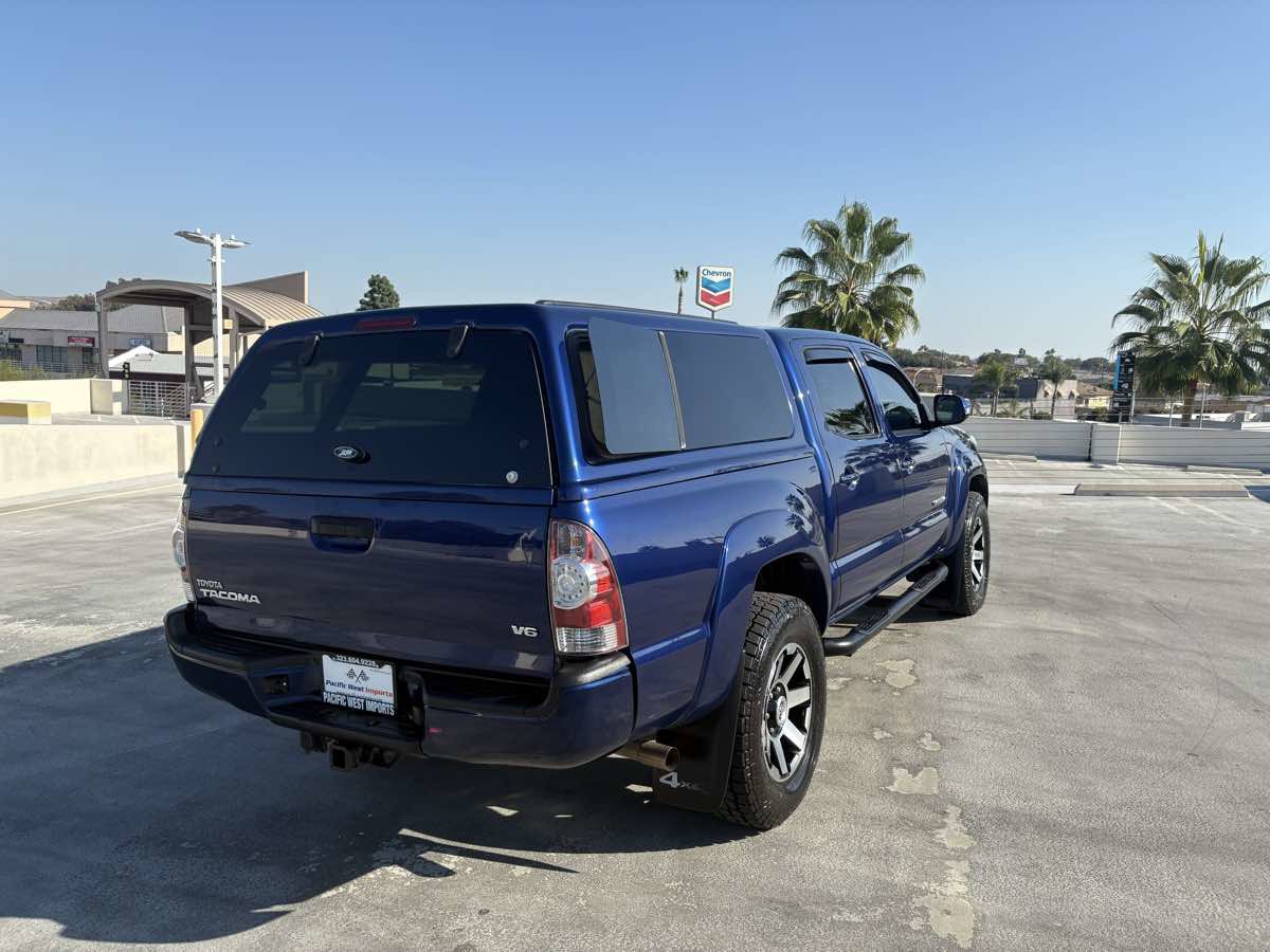 Used 2015 Toyota Tacoma 4x4 Double Cab w/ TRD Sport Package image 38