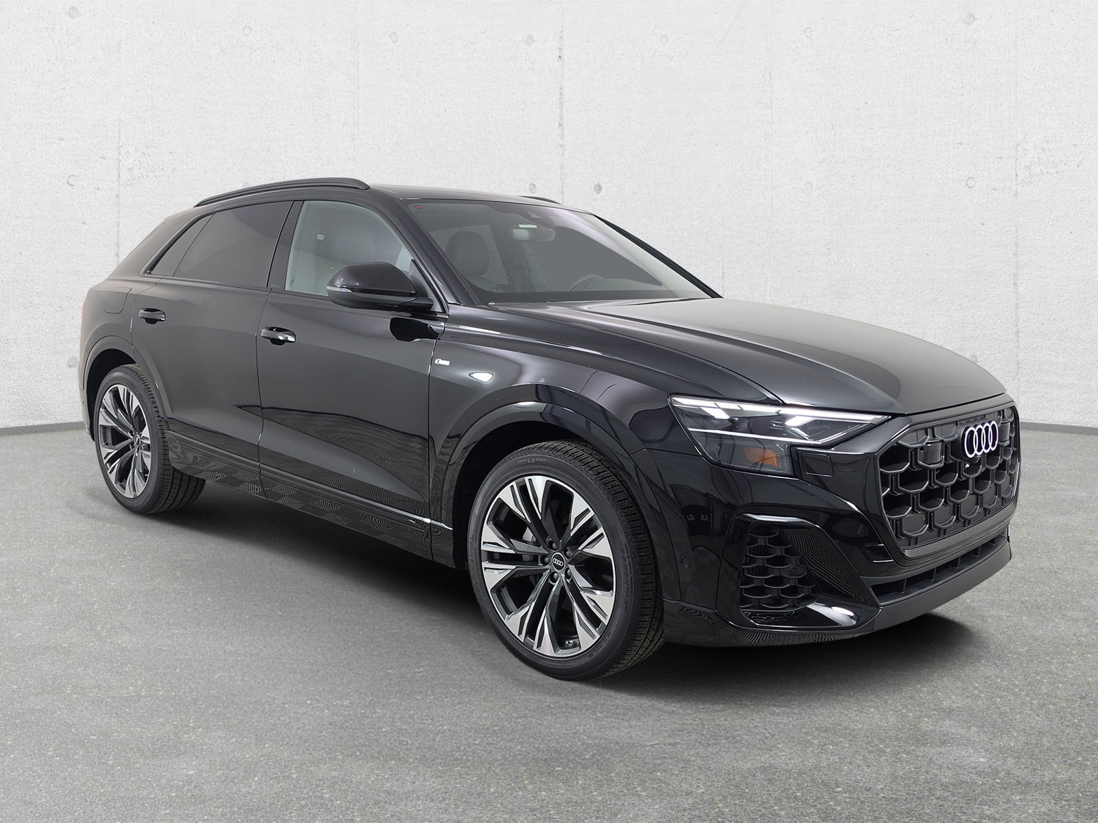 New 2026 Audi Q8 Premium Plus AWD/4WD 360° Tour