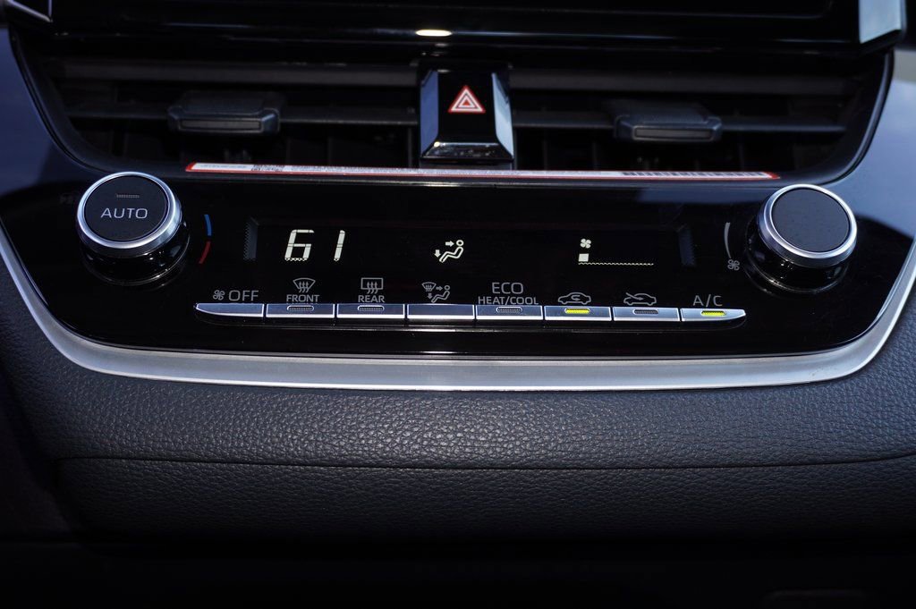 Certified 2025 Toyota Corolla LE image 15