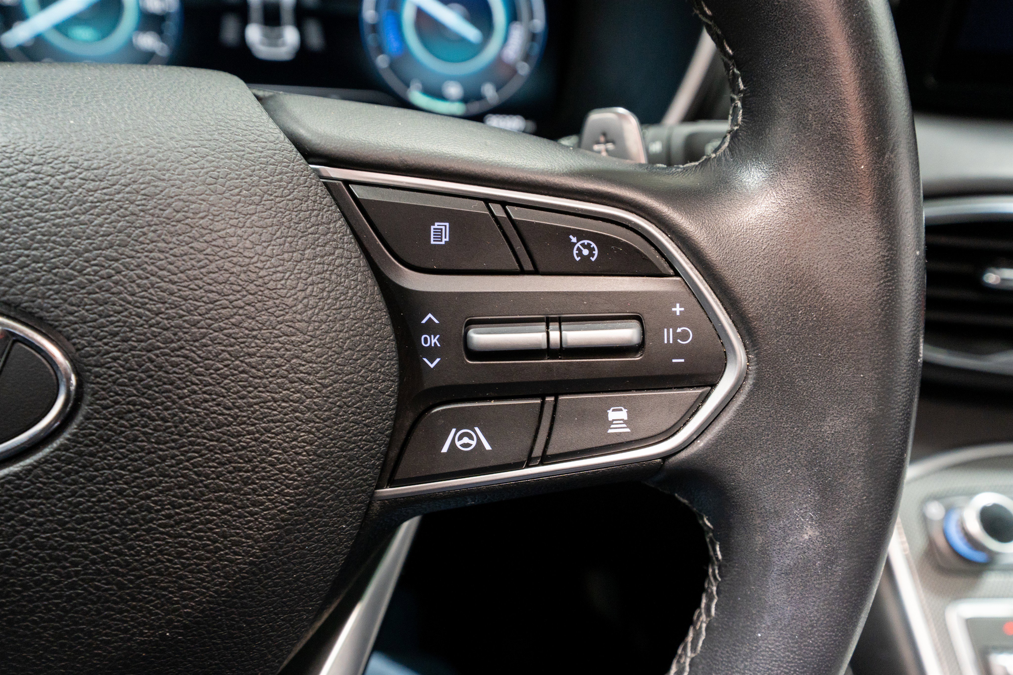 Used 2022 Hyundai Santa Fe SEL Premium w/ Cargo Package image 26