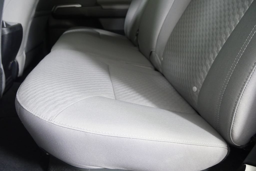 Used 2022 Toyota Tacoma SR5 w/ Technology Package RWD image 15