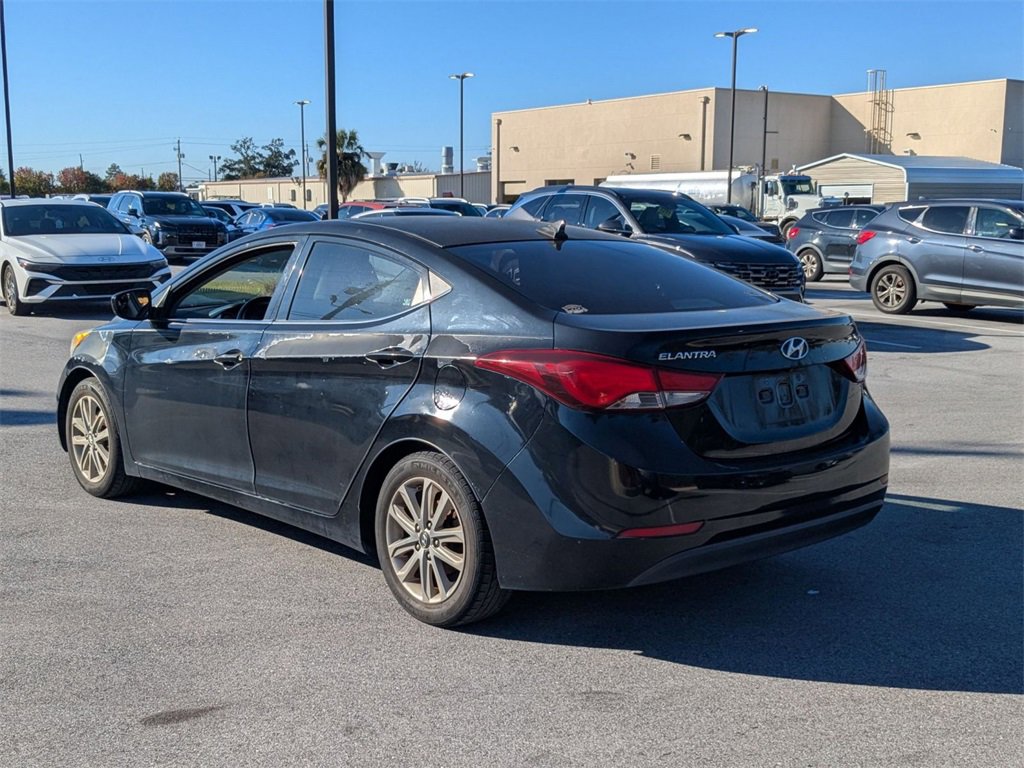 Used 2015 Hyundai Elantra SE w/ Option Group 03 image 7