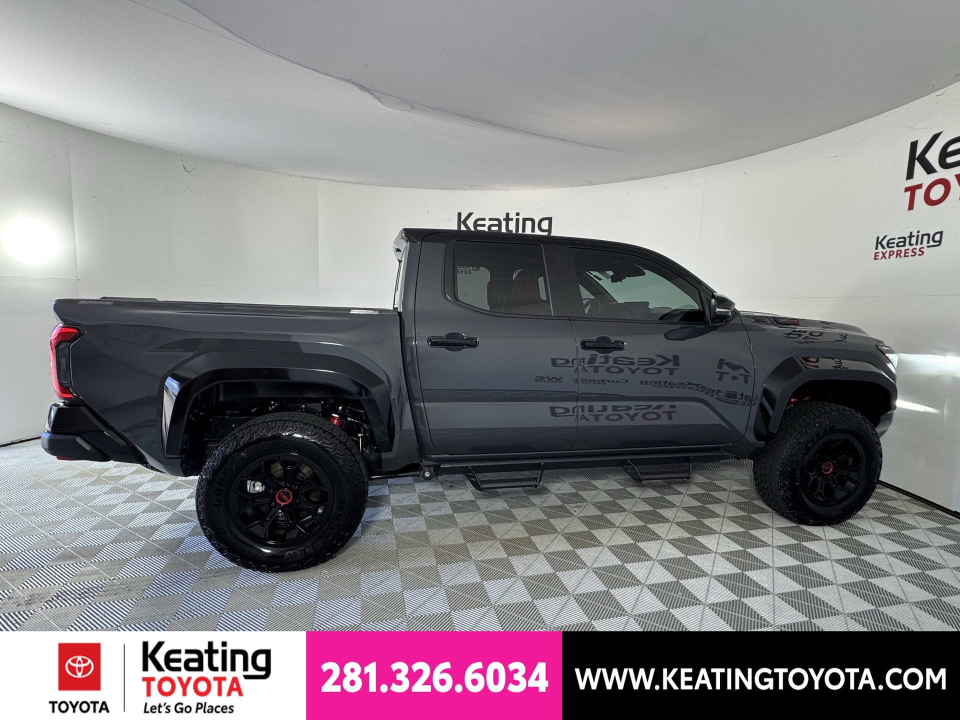 Certified 2025 Toyota Tacoma TRD Pro AWD/4WD image 5