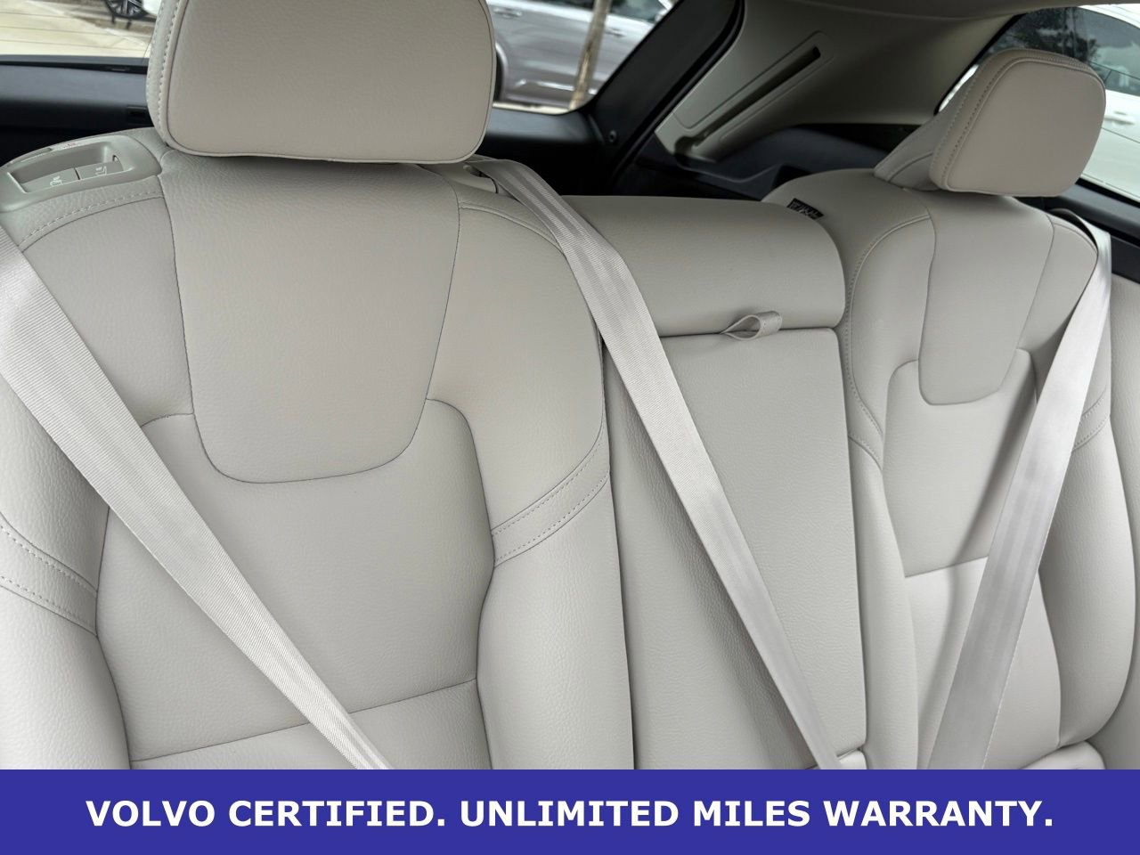 Certified 2024 Volvo XC60 B5 Core w/ Protection Package Premier image 34