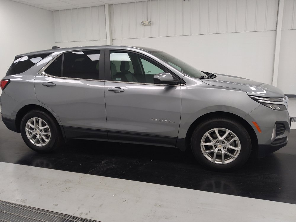 Used 2023 Chevrolet Equinox LT FWD image 11