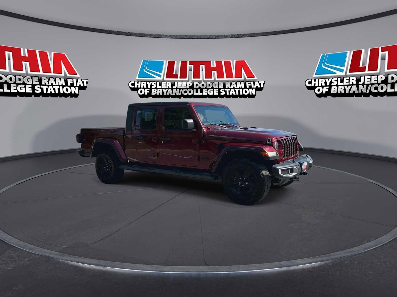 Used 2021 Jeep Gladiator Sport image 2