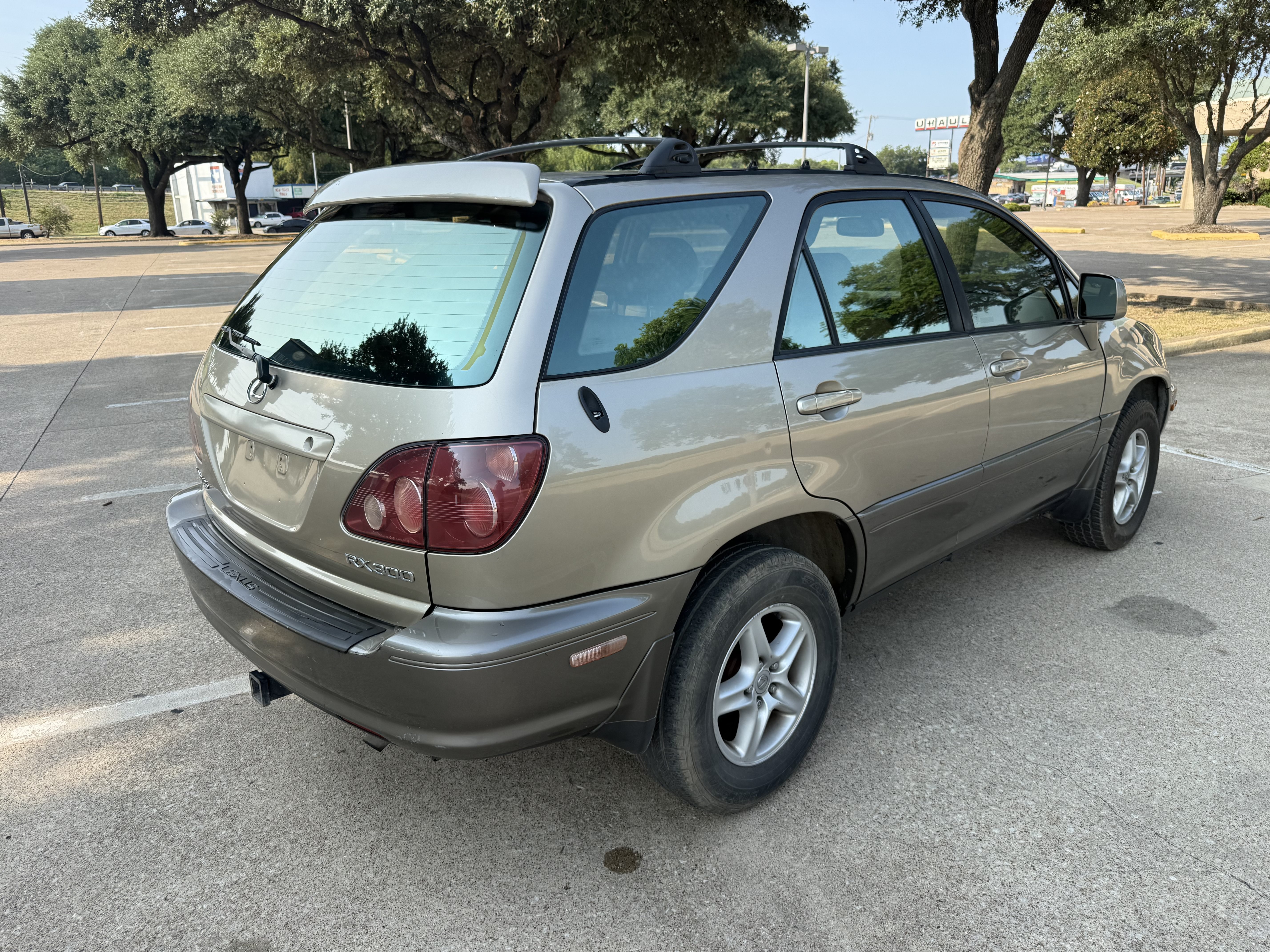 Used 1999 Lexus RX 300 w/ Premium Pkg FWD image 5