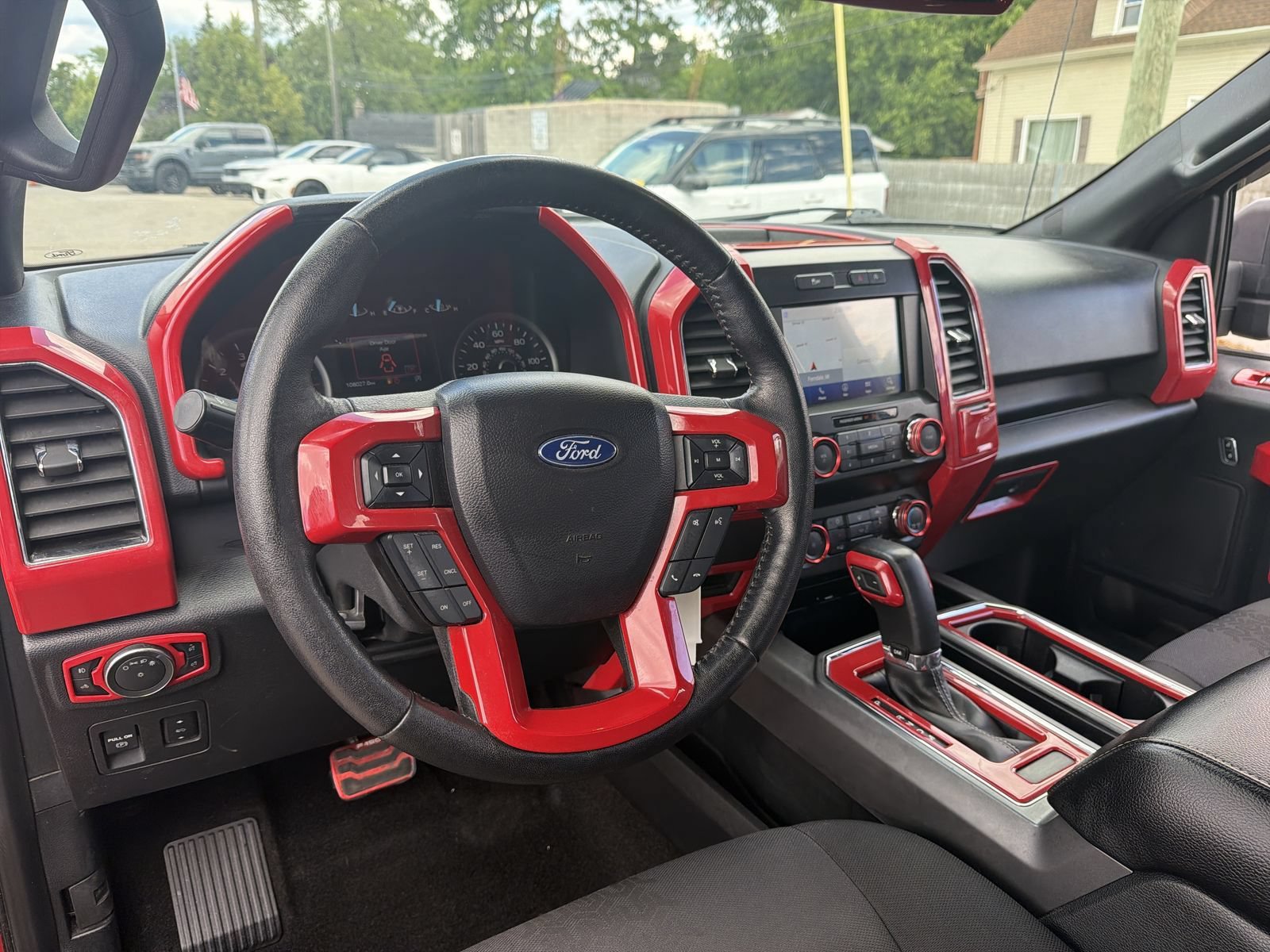 Used 2020 Ford F150 XLT w/ Equipment Group 302A Luxury AWD/4WD image 22
