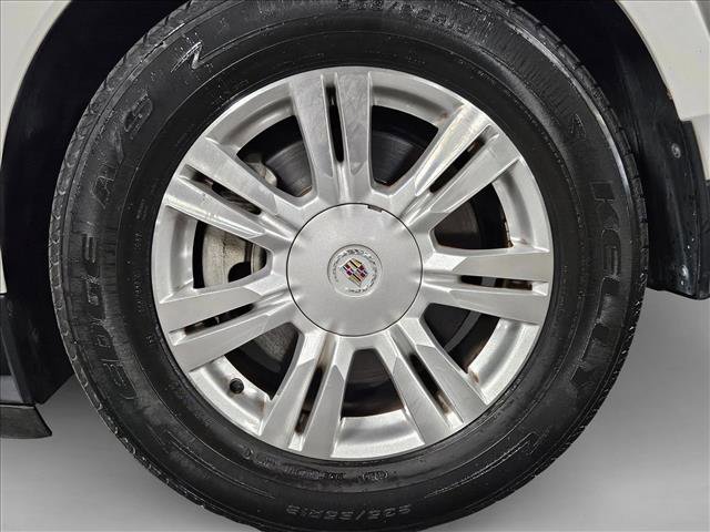 Used 2015 Cadillac SRX Luxury w/ Driver Awareness Package image 22