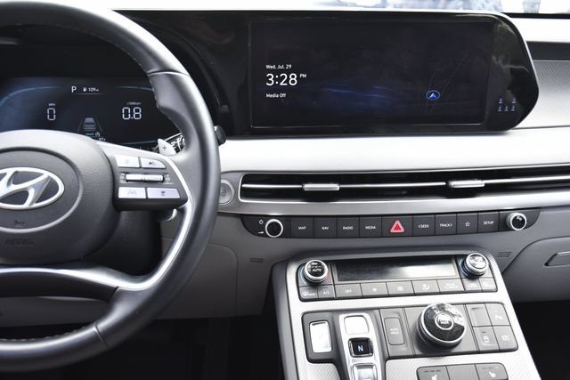 Used 2024 Hyundai Palisade SEL FWD image 11
