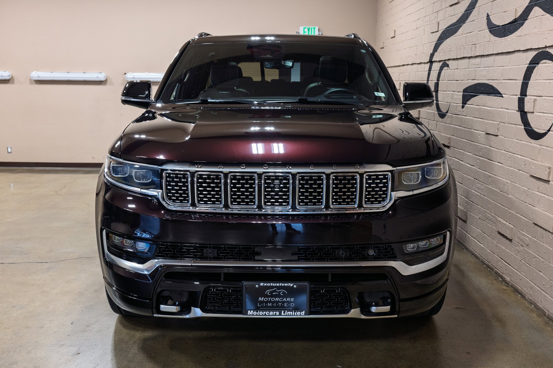 Used 2023 Jeep Grand Wagoneer Series III w/ Rear-Seat Entertainment Group image 11