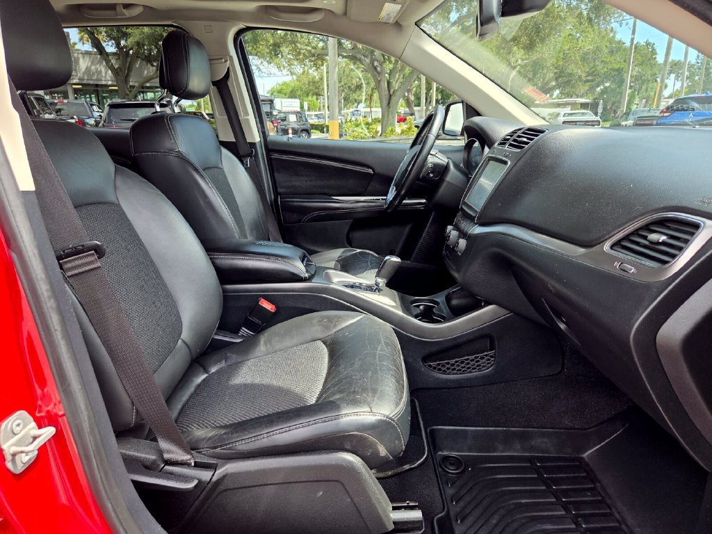 Used 2020 Dodge Journey Crossroad FWD image 21