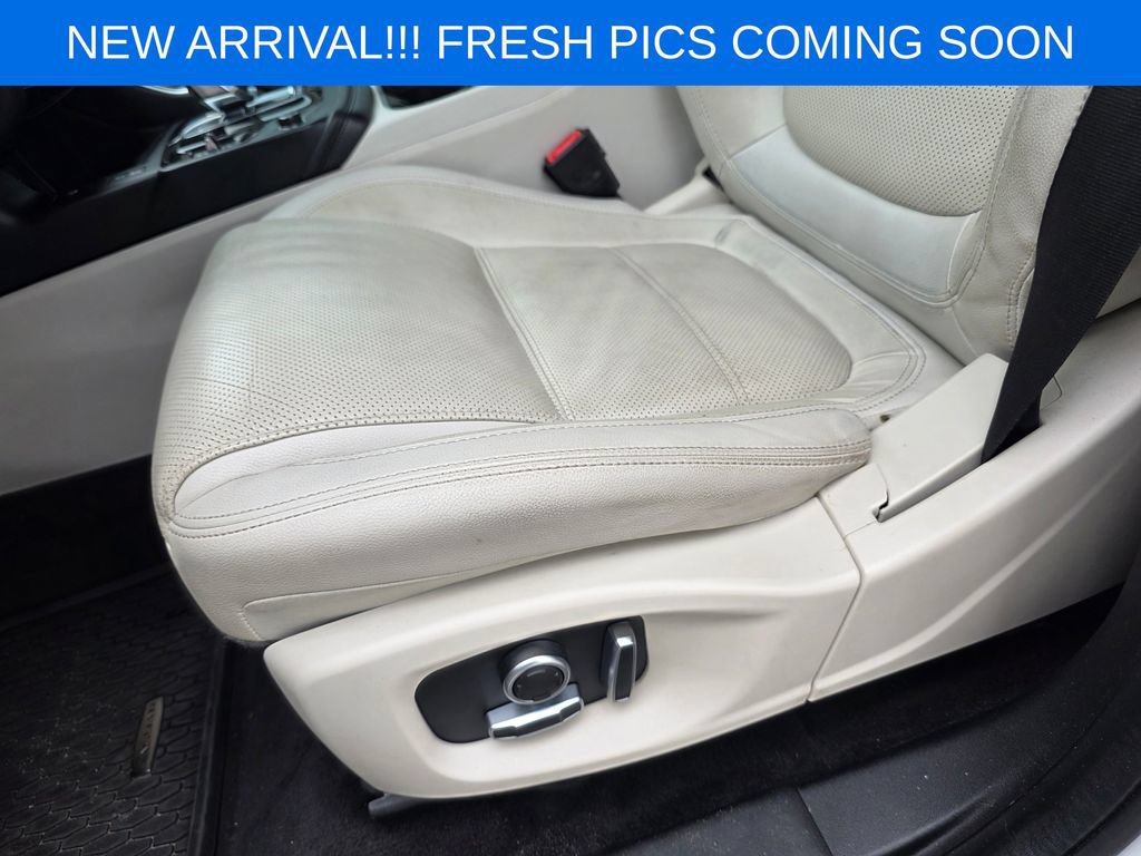 Used 2022 Jaguar E-PACE SE AWD/4WD image 12