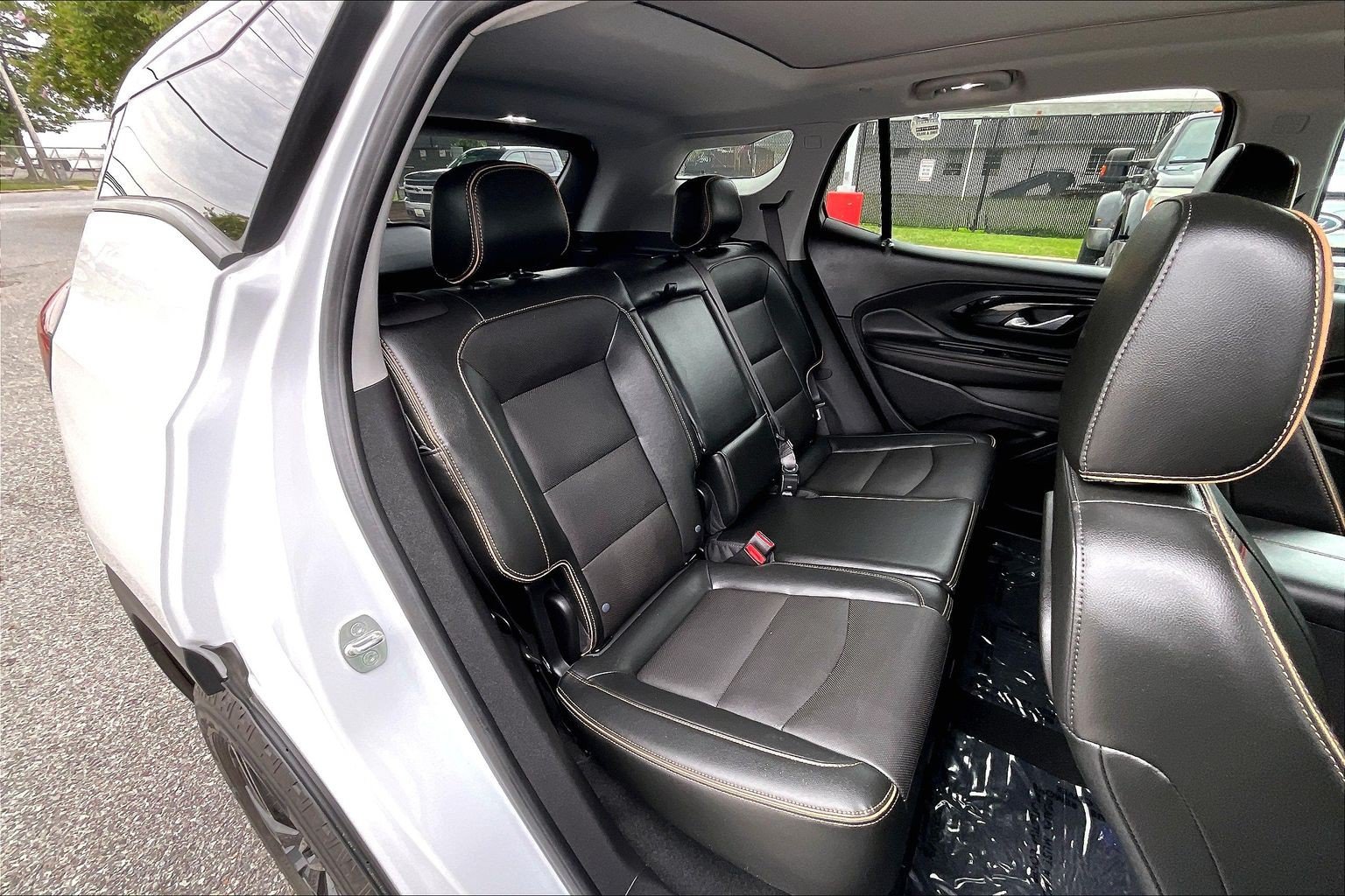 Used 2022 GMC Terrain AT4 w/ Infotainment Package II AWD/4WD image 31