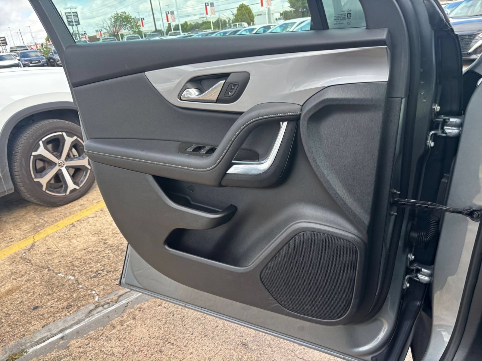 Used 2026 Chevrolet Blazer LT FWD image 18