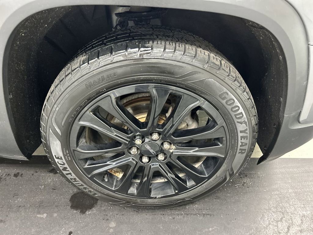 Used 2021 GMC Acadia SLT w/ Elevation Edition AWD/4WD image 8