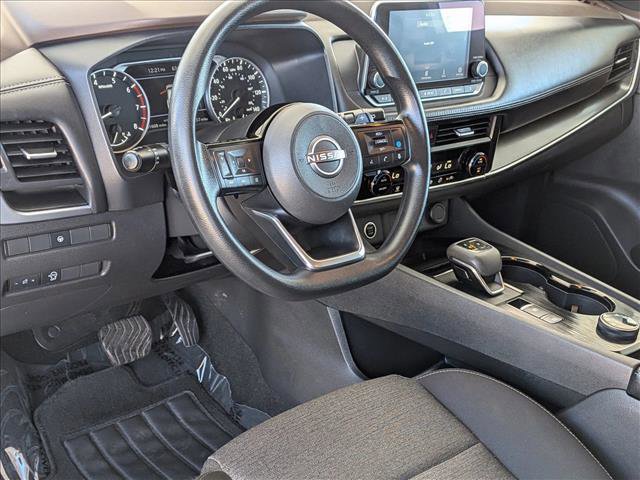 Used 2023 Nissan Rogue SV image 10