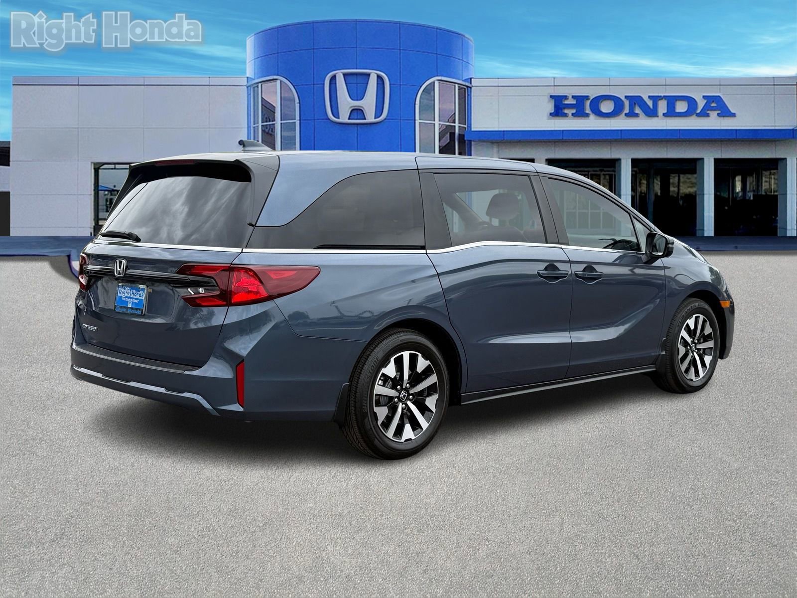 Certified 2026 Honda Odyssey EX-L image 9