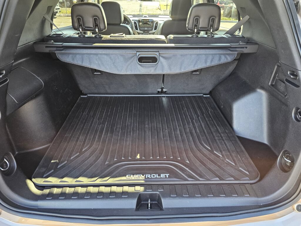 Used 2018 Chevrolet Equinox Premier AWD/4WD image 10