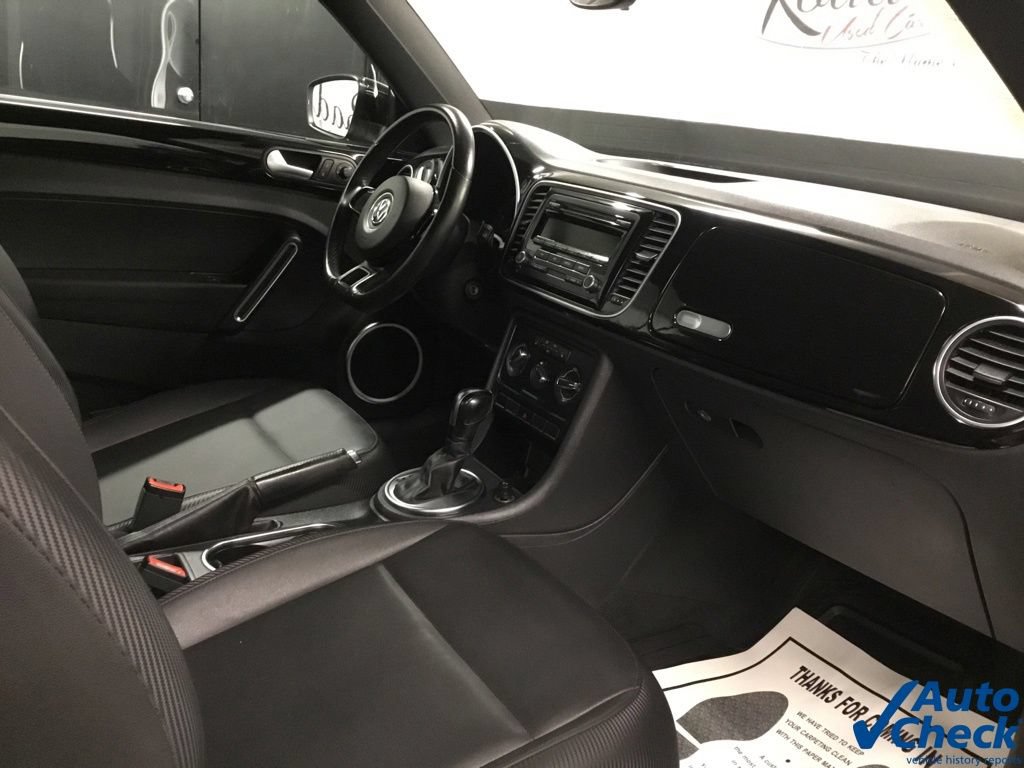 Used 2013 Volkswagen Beetle 2.5 FWD image 35