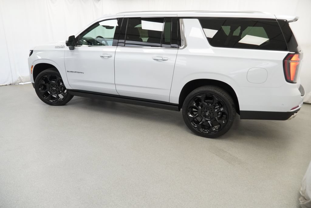 New 2026 Chevrolet Suburban High Country AWD/4WD image 44