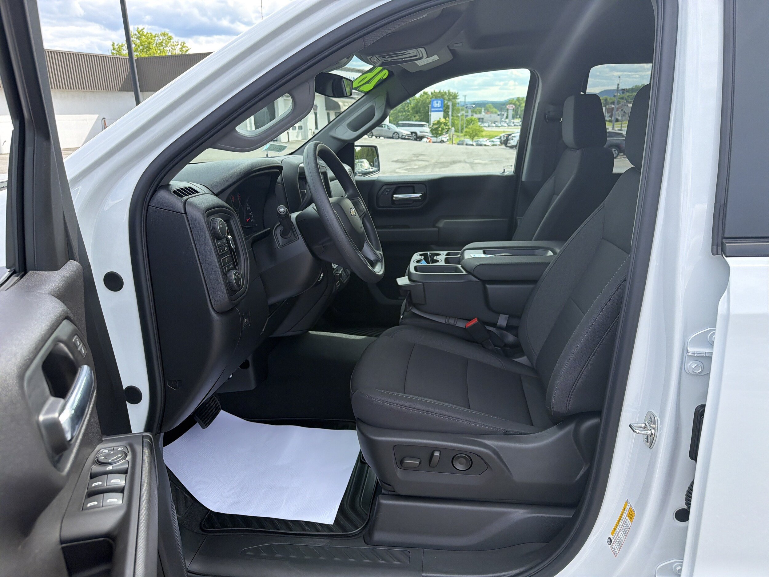New 2026 Chevrolet Silverado 1500 Custom AWD/4WD image 24