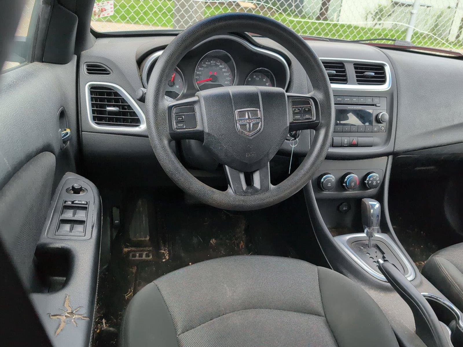 Used 2012 Dodge Avenger SE FWD image 28