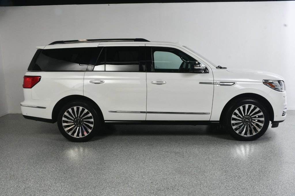 Used 2020 Lincoln Navigator Reserve w/ Luxury Package AWD/4WD image 4