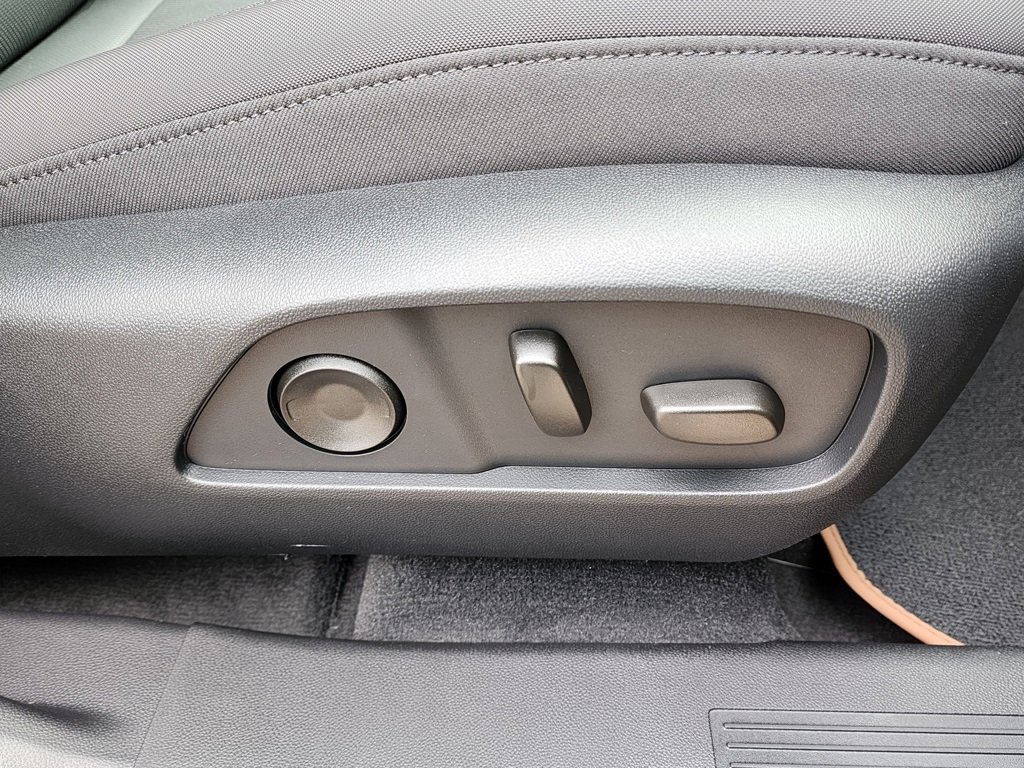 New 2026 GMC Terrain AT4 w/ Convenience Package III image 41