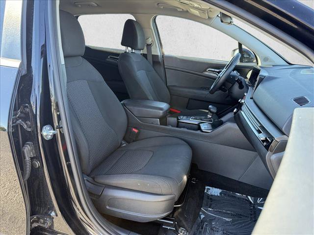 Used 2026 Kia Sportage LX FWD image 13