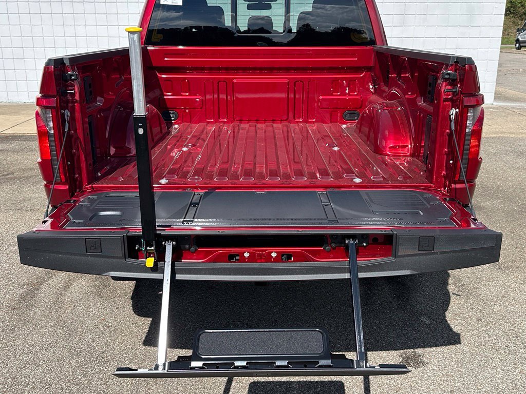 New 2026 Ford F150 XLT w/ Equipment Group 302A MID AWD/4WD image 28