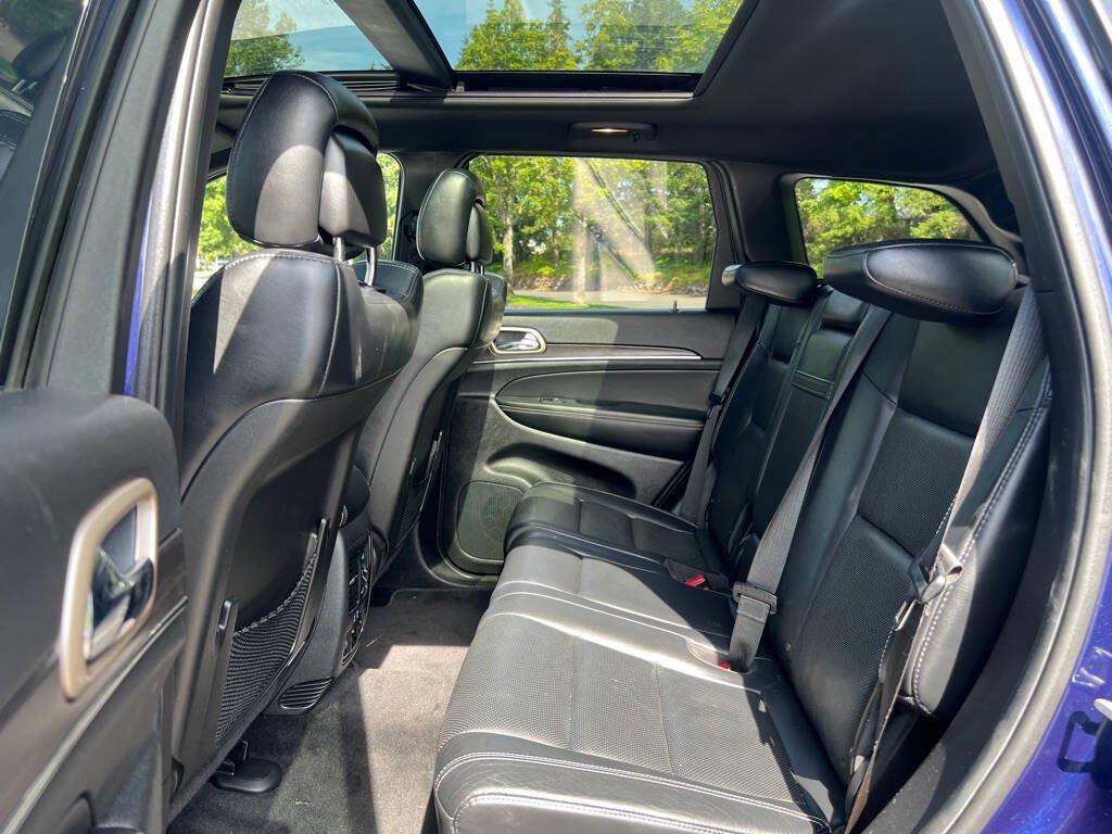 Used 2014 Jeep Grand Cherokee Limited w/ Luxury Group II AWD/4WD image 15