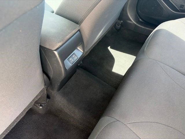 Used 2023 Toyota Corolla LE FWD image 29