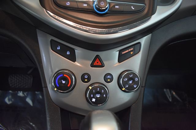 Used 2018 Chevrolet Sonic LT w/ Convenience Package image 22