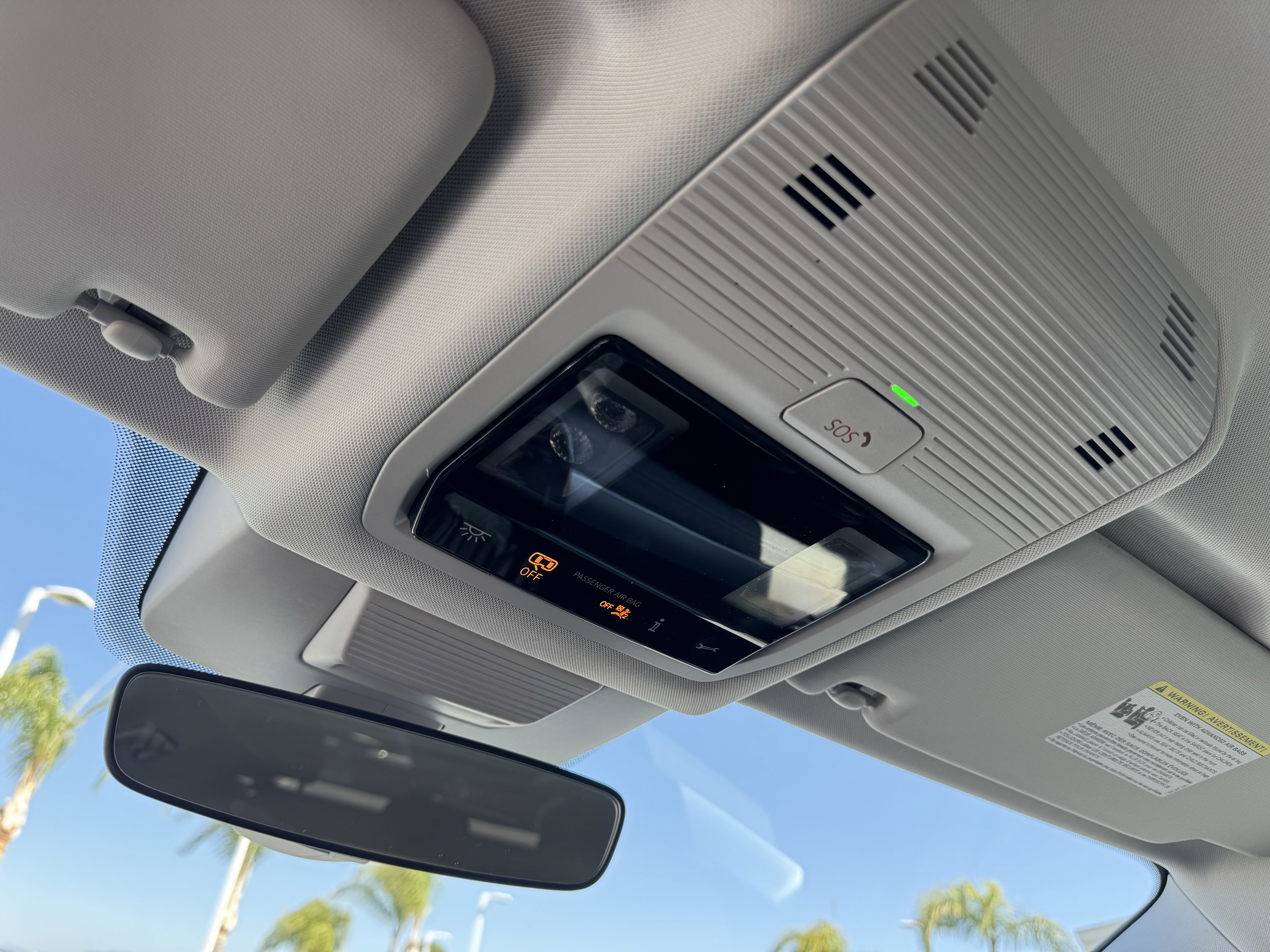 Certified 2025 Volkswagen Tiguan S FWD image 29
