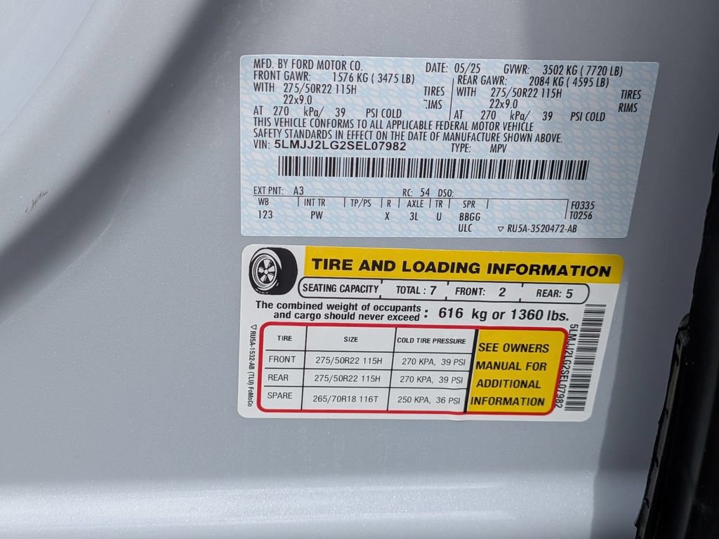 Used 2025 Lincoln Navigator Reserve AWD/4WD image 41