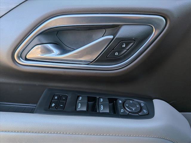 Used 2024 Chevrolet Tahoe Z71 w/ Luxury Package image 14