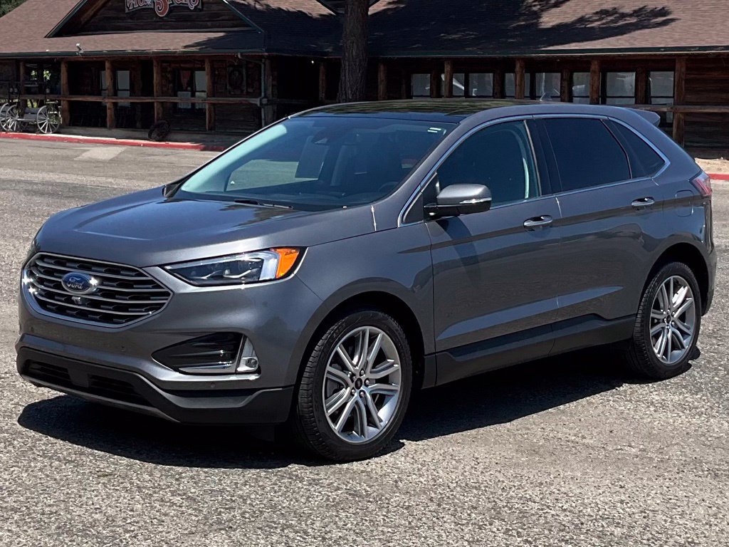Used 2024 Ford Edge Titanium w/ Equipment Group 301A AWD/4WD image 2
