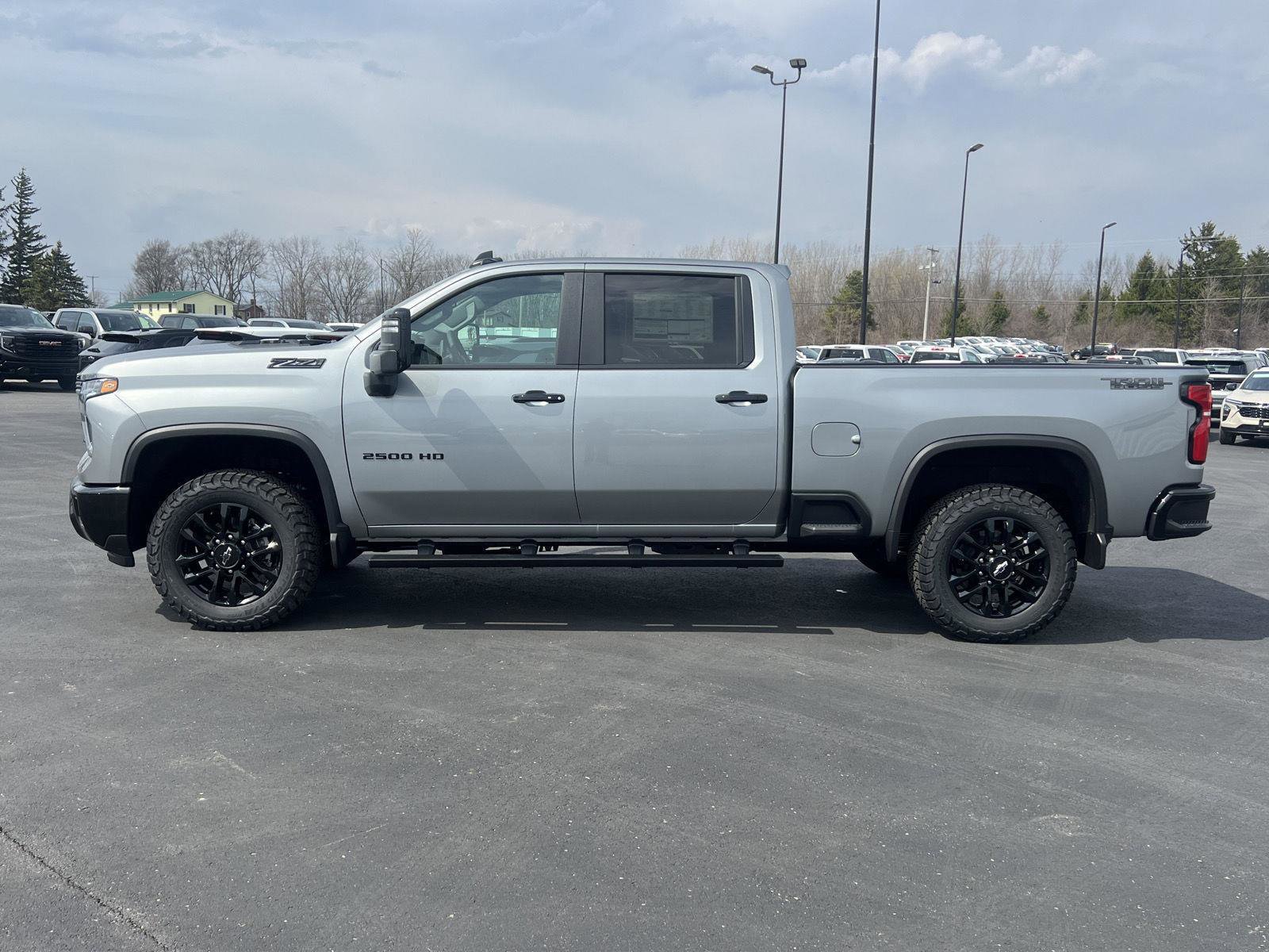 New 2026 Chevrolet Silverado 2500 LT w/ Trail Boss Package image 4
