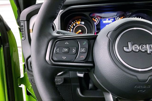 Used 2025 Jeep Wrangler Sport S image 23