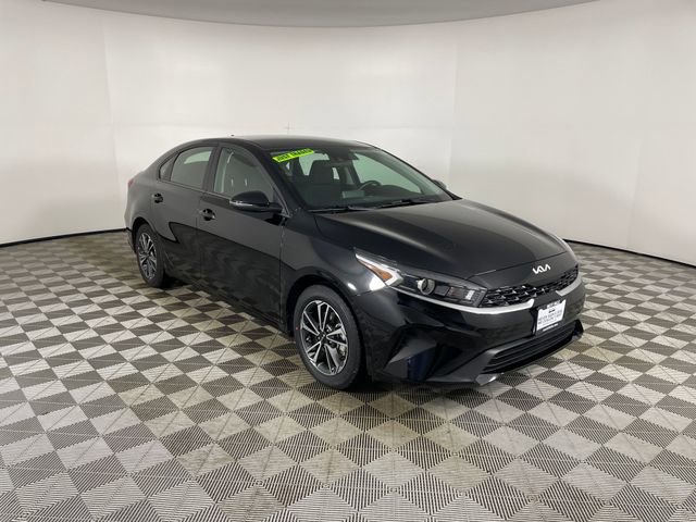 Certified 2024 Kia Forte LXS w/ LXS Technology Package image 23