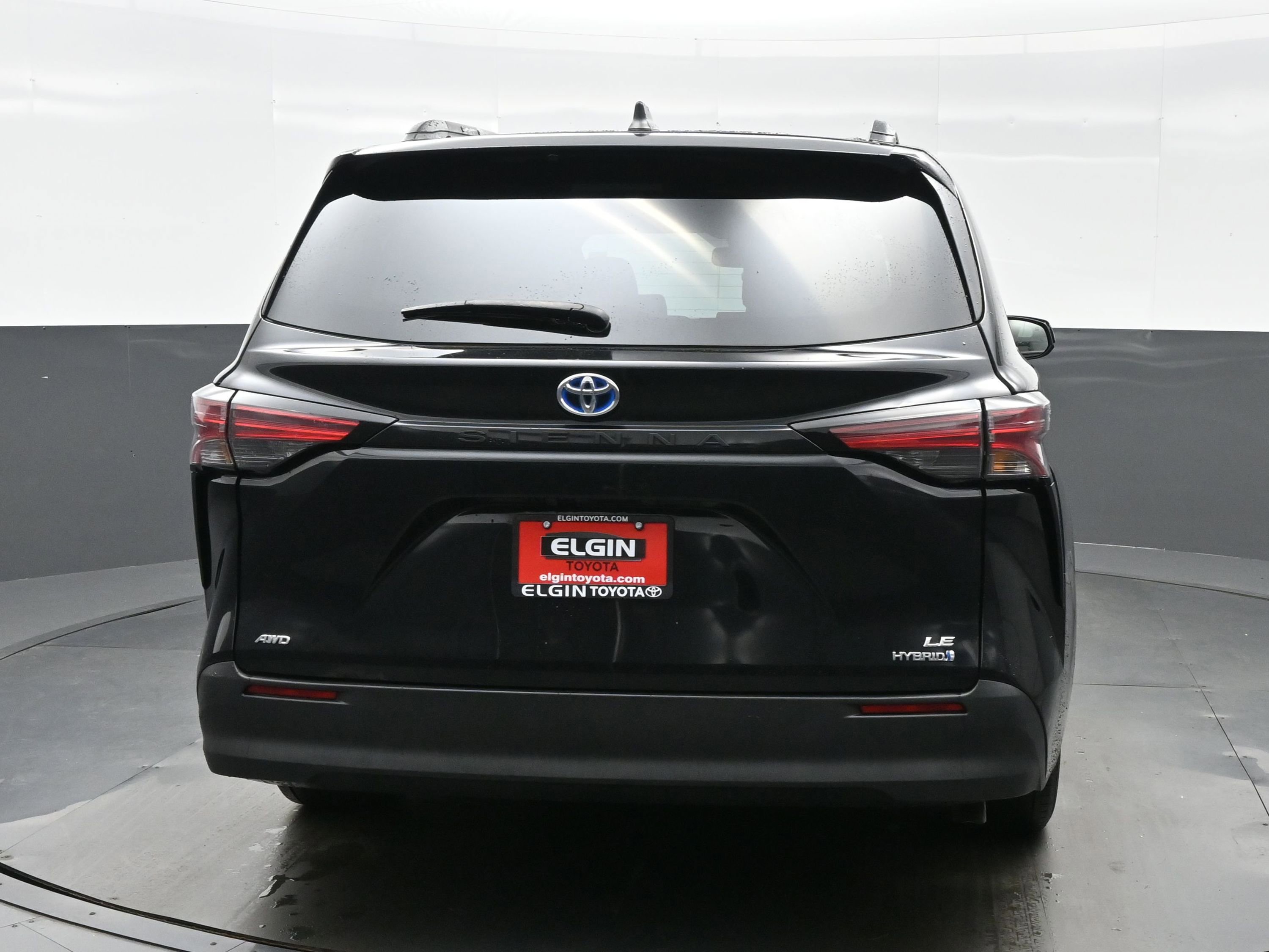 Used 2022 Toyota Sienna LE w/ LE Plus Package AWD/4WD image 5
