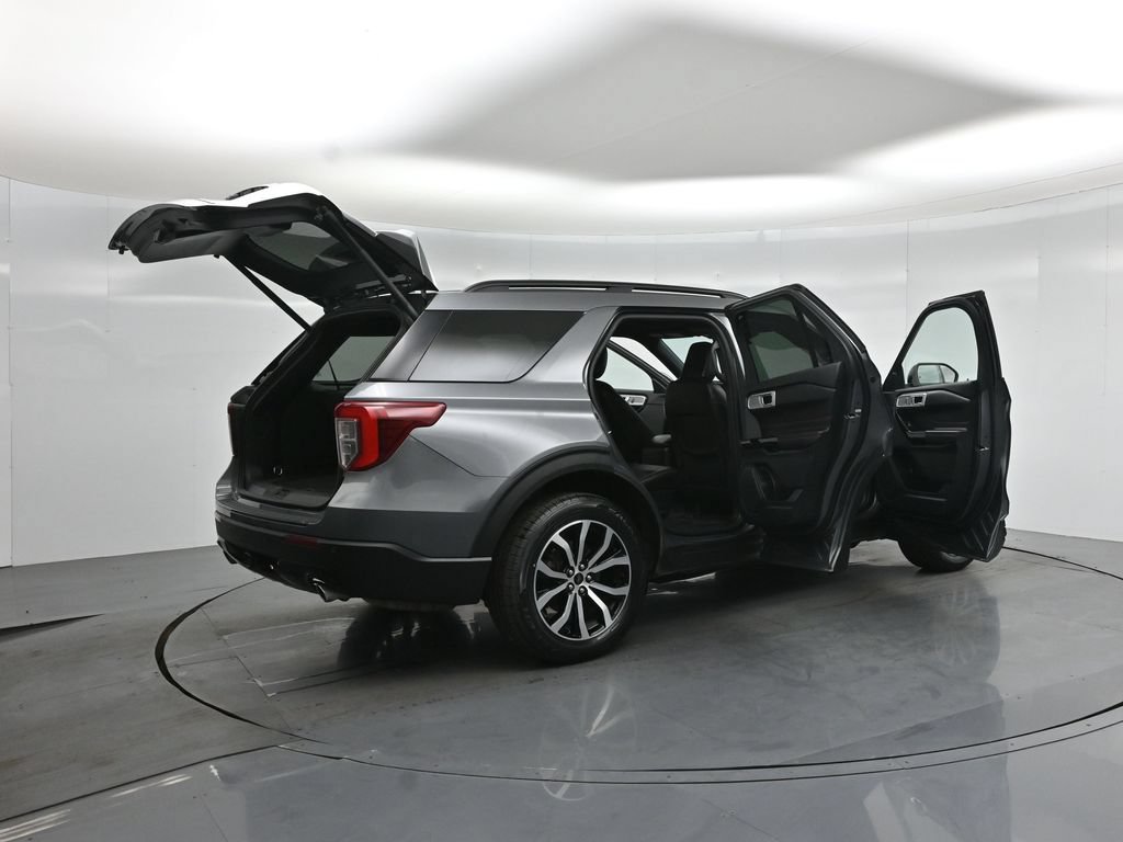 Certified 2022 Ford Explorer ST-Line w/ Class IV Trailer Tow Package AWD/4WD image 6
